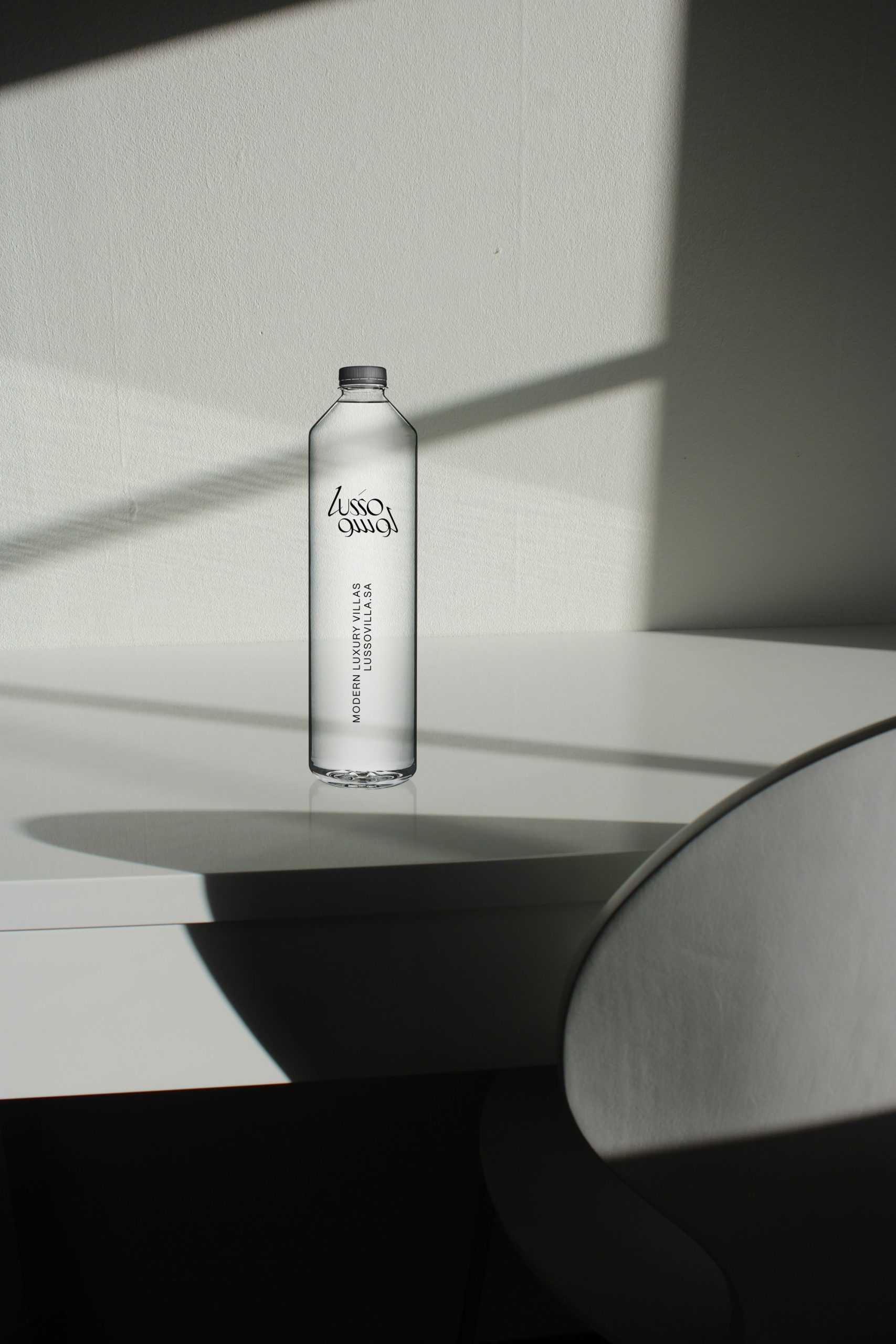 Water-Lusso-Branding-Work-by-YaStudio